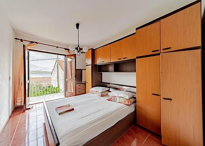 By The Sea - Korcula - 21290